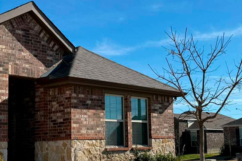 Gutter installation in Dallas Tx